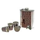 Flachmann "Chrom-Kroko" 8oz Geschenkset incl. 4 Trinkbecher und 1 Trichter