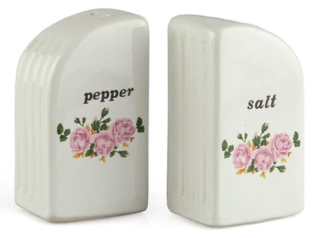 Kitchen-Set Salt and Pepper