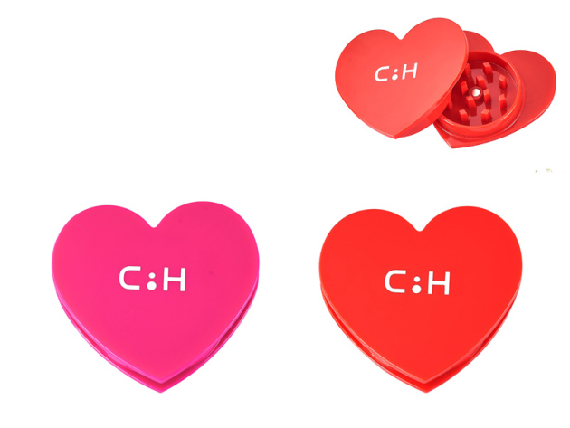 Grinder "Heart PVC" 42 mm; 2 tlg., 2-fach sortiert, einzeln